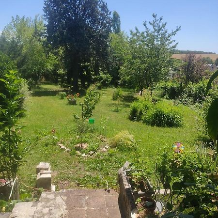 La Maisonnette Houssay  Luaran gambar