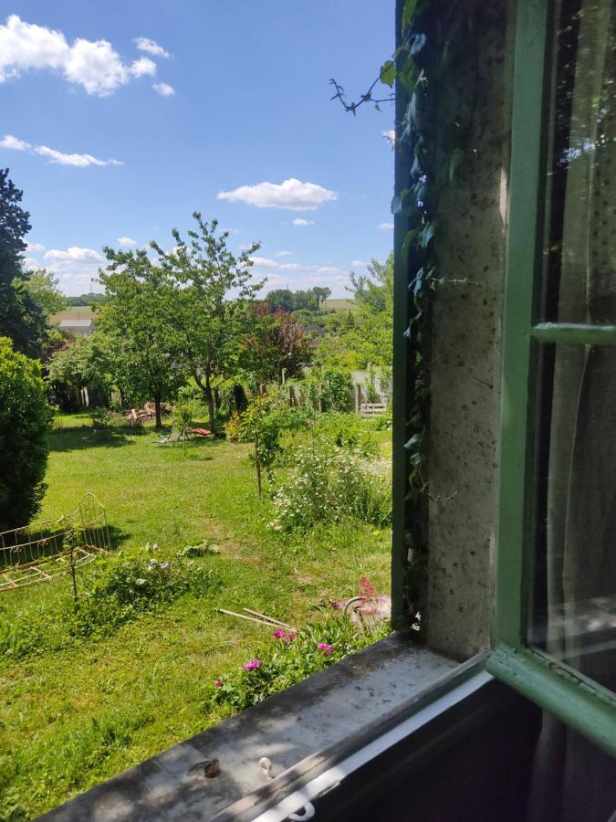 La Maisonnette Houssay  Luaran gambar